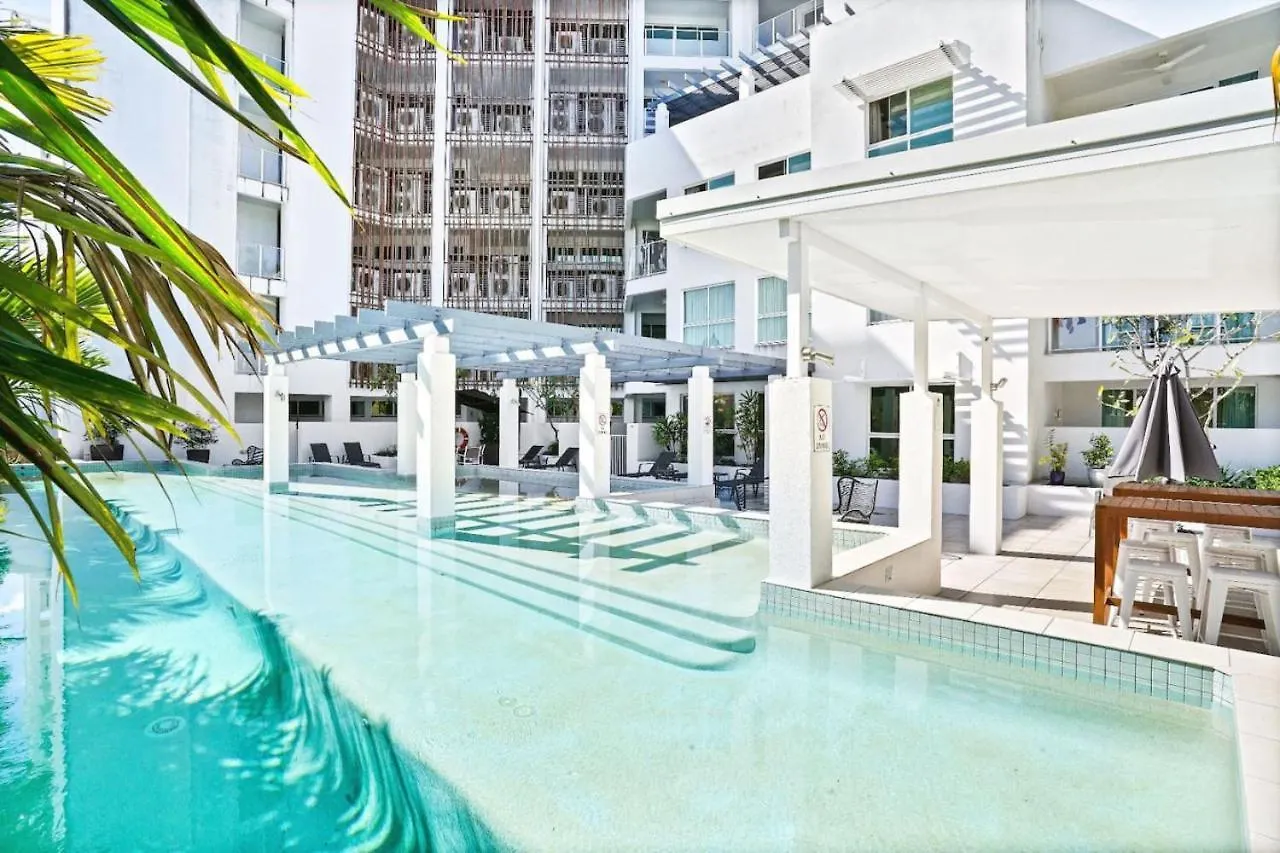 Reefside At 201 Lake Street Cairns 0*,  Avustralya